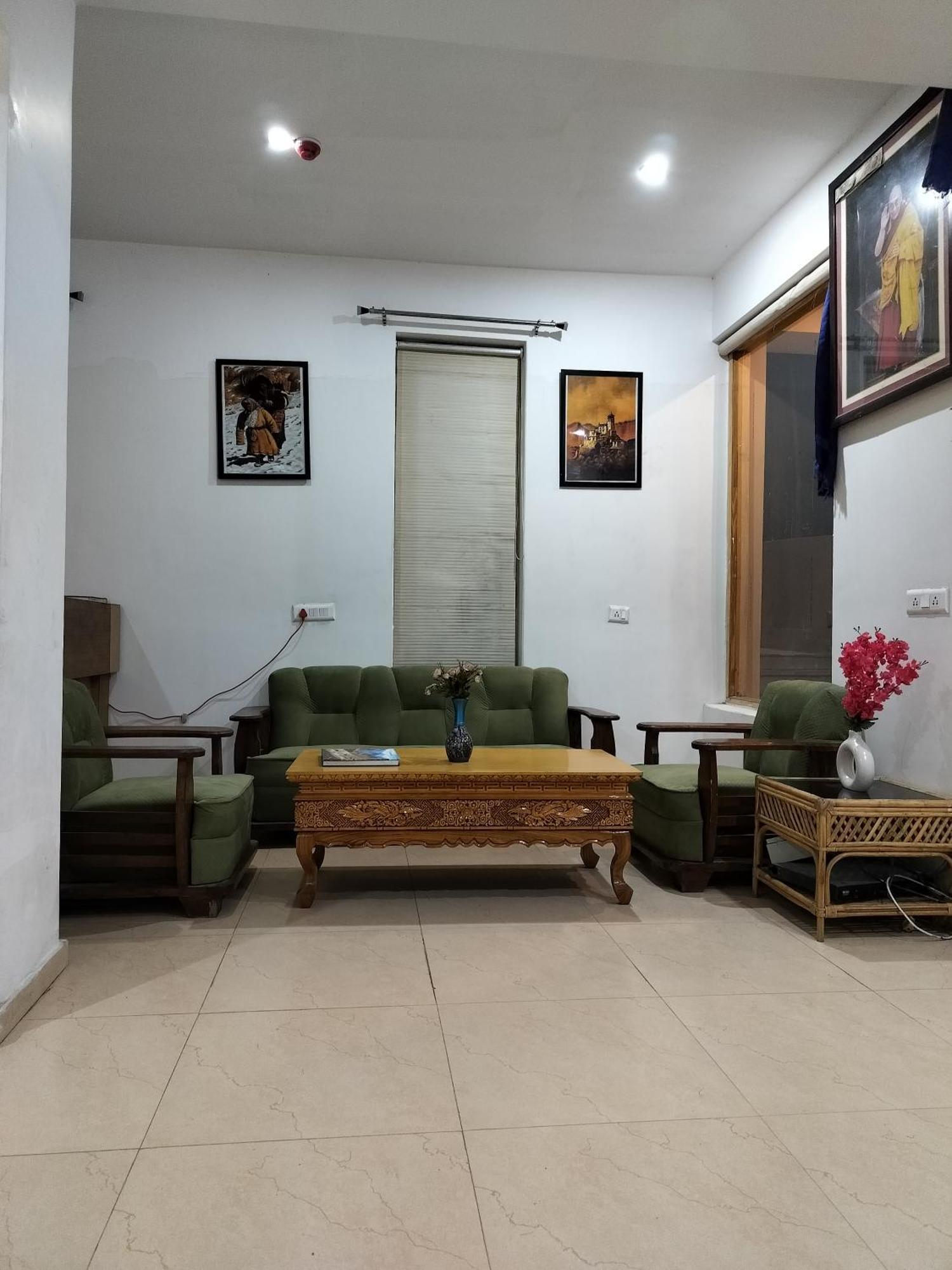 Hotel Om Ladakh Leh Bagian luar foto